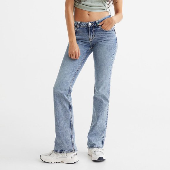 H&M Denim - H&M Divided Flared Low Waist Jeans in Light Blue, Size UK 12